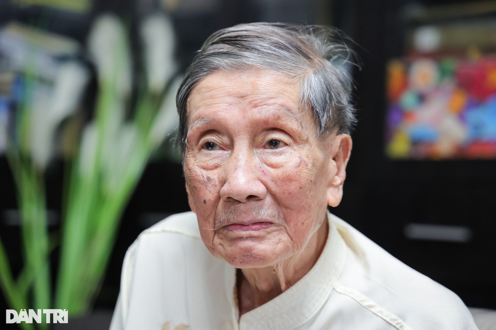 Cuộc sống ở tuổi U100 của nhạc sĩ Phạm Tuyên trong căn nhà đặc biệt - 6