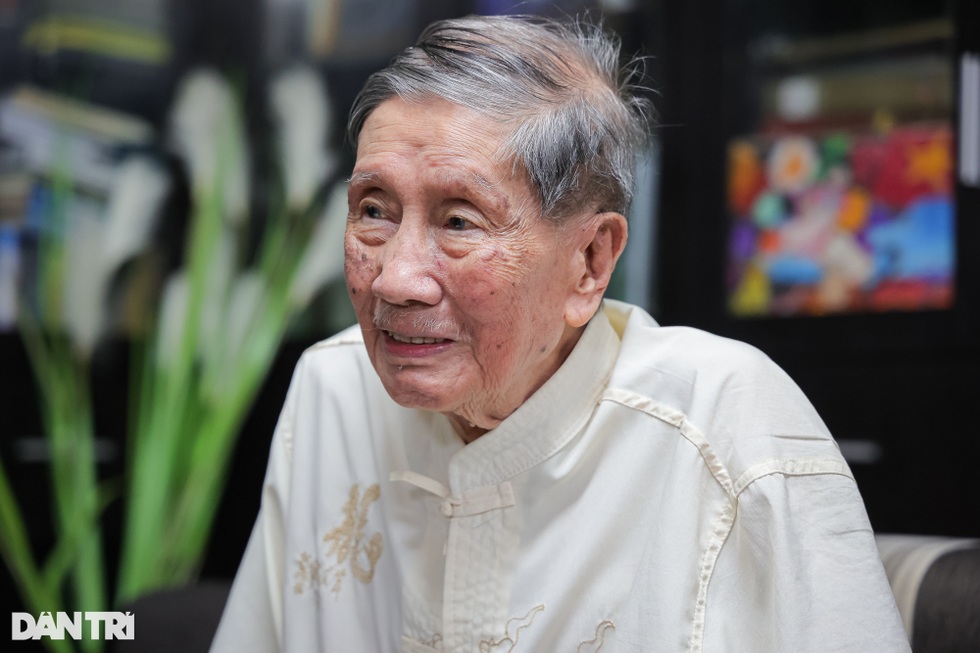Cuộc sống ở tuổi U100 của nhạc sĩ Phạm Tuyên trong căn nhà đặc biệt - 8