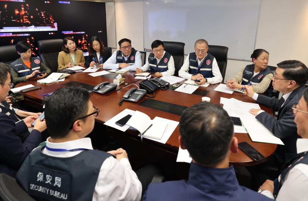 Cháy chung cư Hồng Kông: Thảm họa quá lớn, gấp rút điều tra hình sự- Ảnh 3.