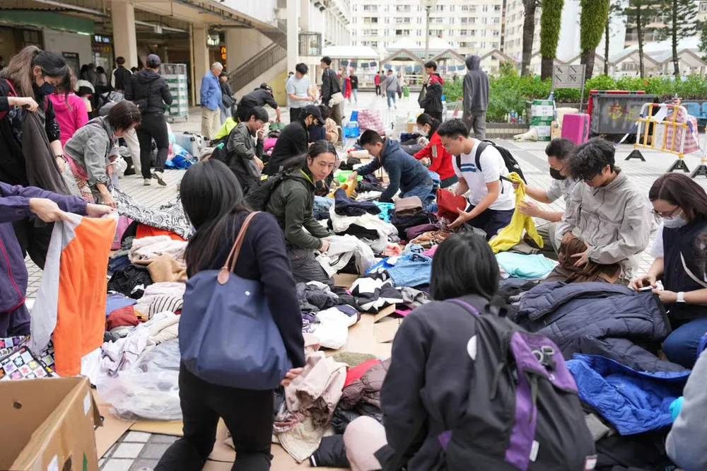 2711 Tất bật cứu chữa, hỗ trợ nạn nhân hoả hoạn kinh hoàng ở Hong Kong_2.jpg