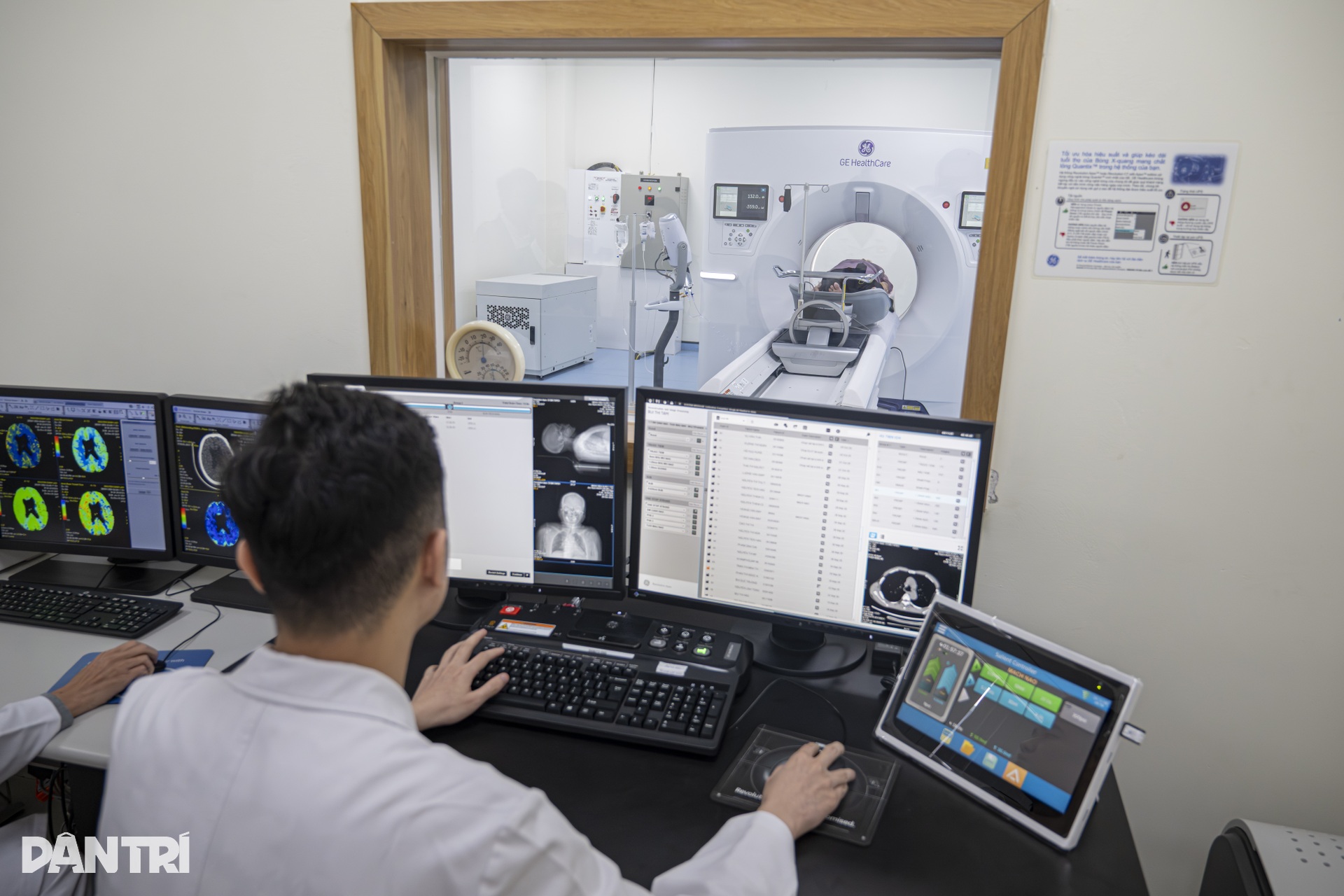 Cách một bệnh viện công thoát cảnh xếp hàng từ 6h, ngày khám 4.000 lượt - 12