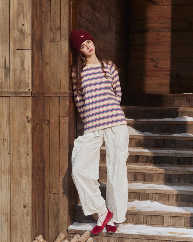 Quần thể thao, quần vải ống rộng, điểm chạm của sự thoải mái nhưng sang chảnh - Ảnh 2.