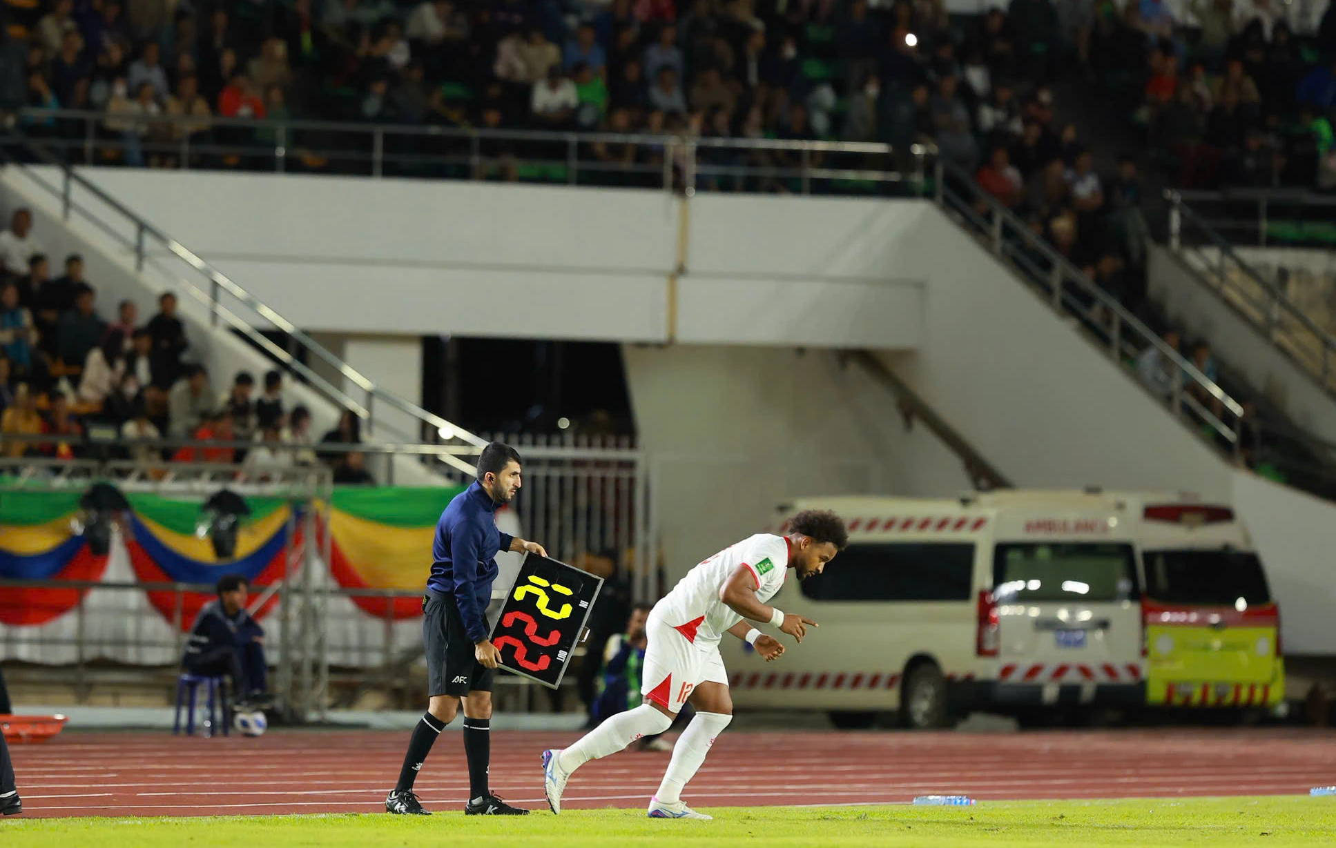 Ghi bàn sau 318 ngày, Xuân Son cảm ơn bằng tiếng Việt ý nghĩa: Chờ được đại chiến Malaysia…- Ảnh 3. Ghi bàn sau 318 ngày, Xuân Son cảm ơn bằng tiếng Việt ý nghĩa: Chờ được đại chiến Malaysia…- Ảnh 3.