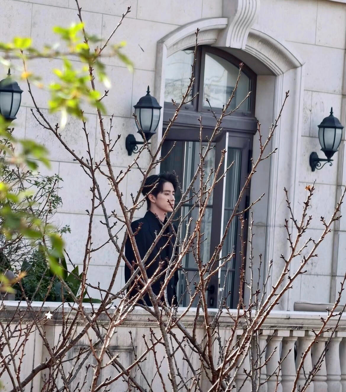 Chưa từng có cặp đôi nào chạm đỉnh cao thẩm mỹ thế này: Nhà trai là tổng tài sang tới nóc, nhà gái xứng danh đại mỹ nhân- Ảnh 4.