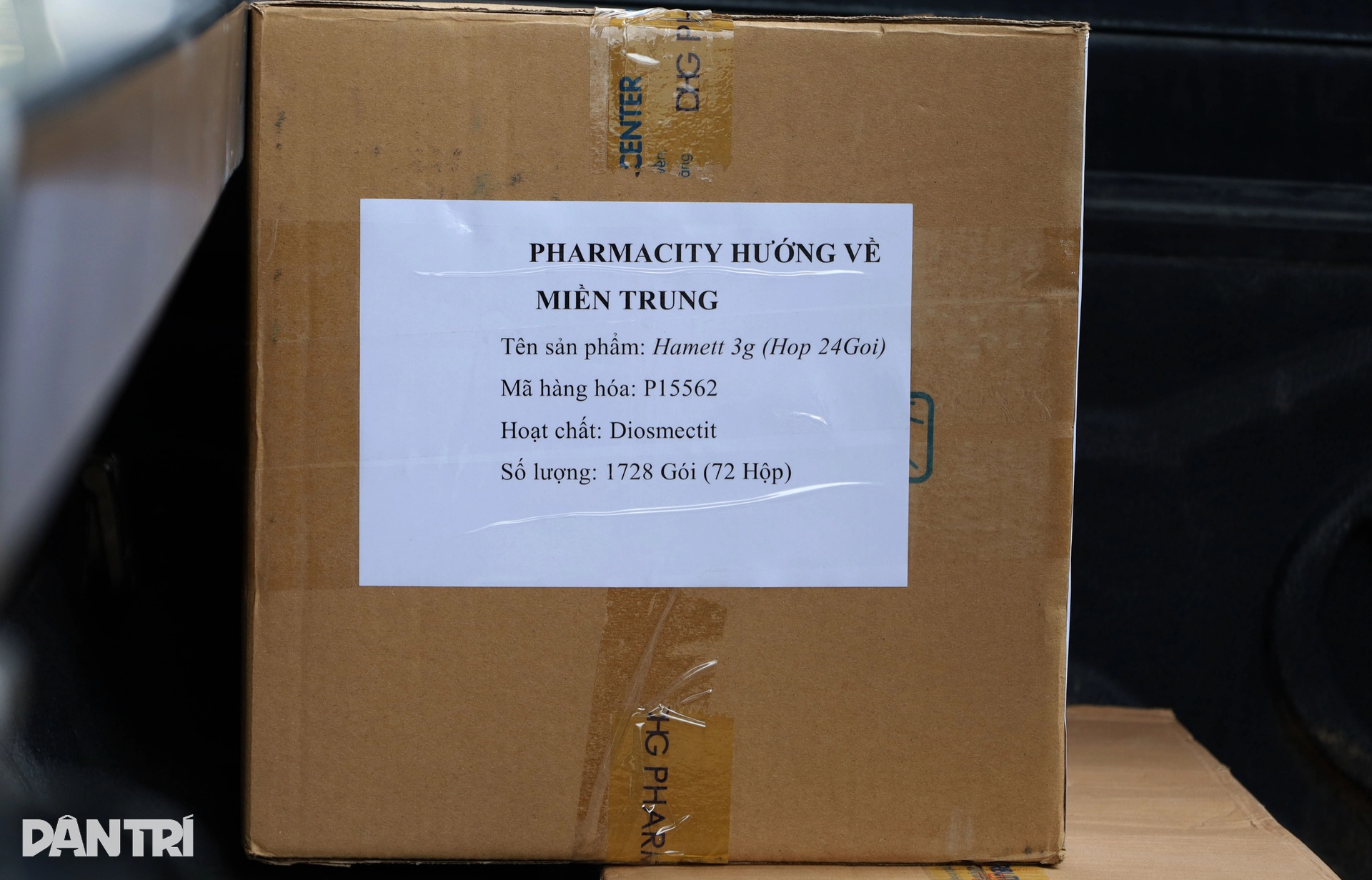 Chuyển gấp hơn 30.000 đơn vị thuốc thiết yếu đến người dân vùng lũ Đắk Lắk - 4