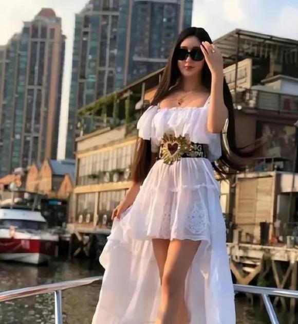 triệu phú, triệu phú 300 người con, bạn gái