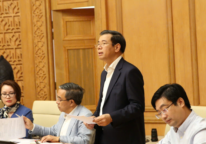 Ông Nguyễn Việt Quang, Phó chủ tịch kiêm Tổng giám đốc Tập đoàn Vingroup tại cuộc họp. Ảnh: VGP