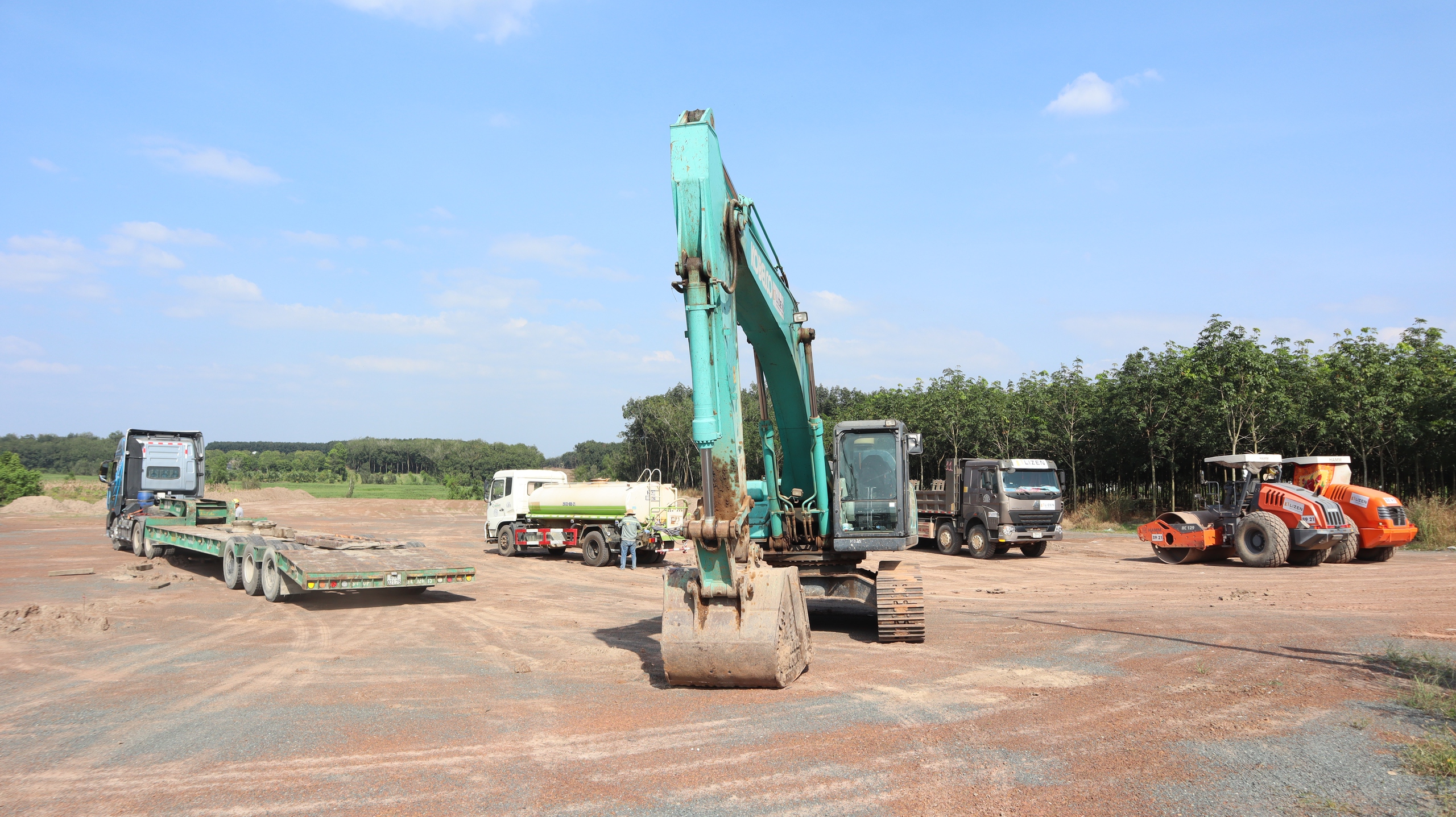 Cao tốc Gia Nghĩa - Chơn Thành thi công cầm chừng do chờ mặt bằng, thiếu vật liệu- Ảnh 2.