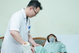 Cứu sống người phụ nữ bị xe tải cán qua người