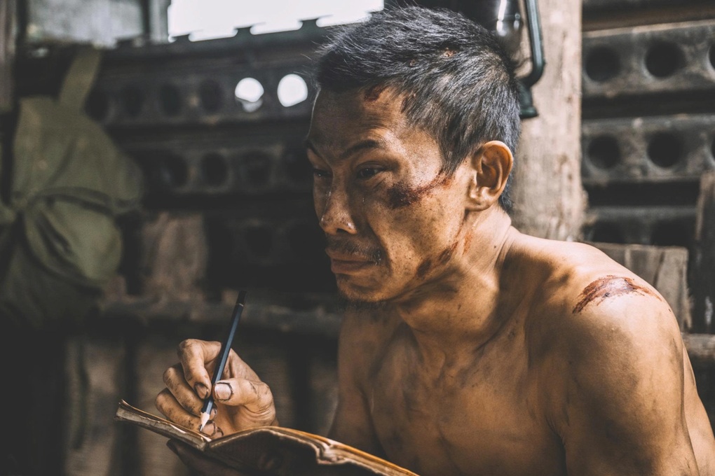 Diễn viên Phương Nam nói gì về vai Tạ làm lu mờ vai chính phim Mưa đỏ? - 3