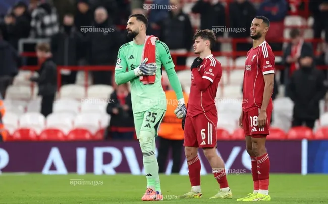 Chủ sân Anfield vừa thua nặng nề tại Champions League. Ảnh: EPA. sa-thai-hlv-slot-liverpool-boi-thuong-lon (3).jpg