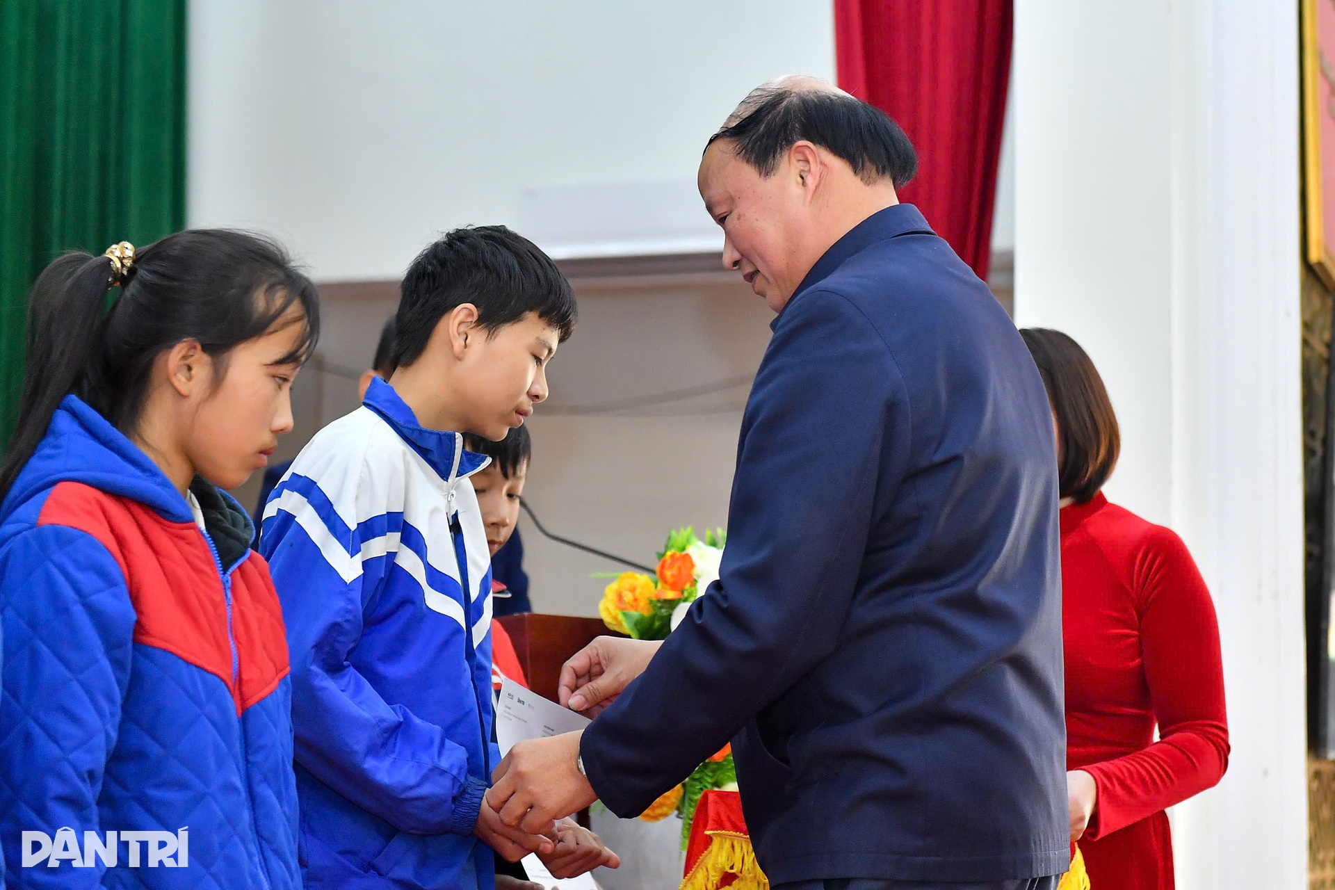 Khánh thành 13 nhà Nhân ái ở Cao Bằng, người dân an tâm đón Tết - 12