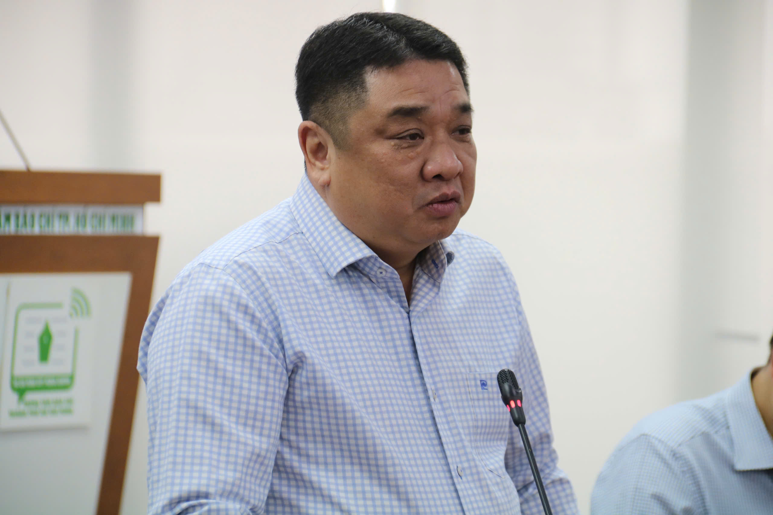 Những tuyến đường “nguy hiểm nhất” với người tham gia giao thông 2 Đường nào ở TPHCM nguy hiểm nhất với người tham gia giao thông? - Ảnh 2.