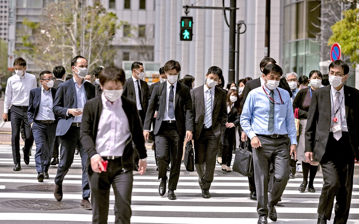 Hàng triệu người Trung Quốc đổ xô thi công chức, tỉ lệ chọi 1:97 - Ảnh 3.