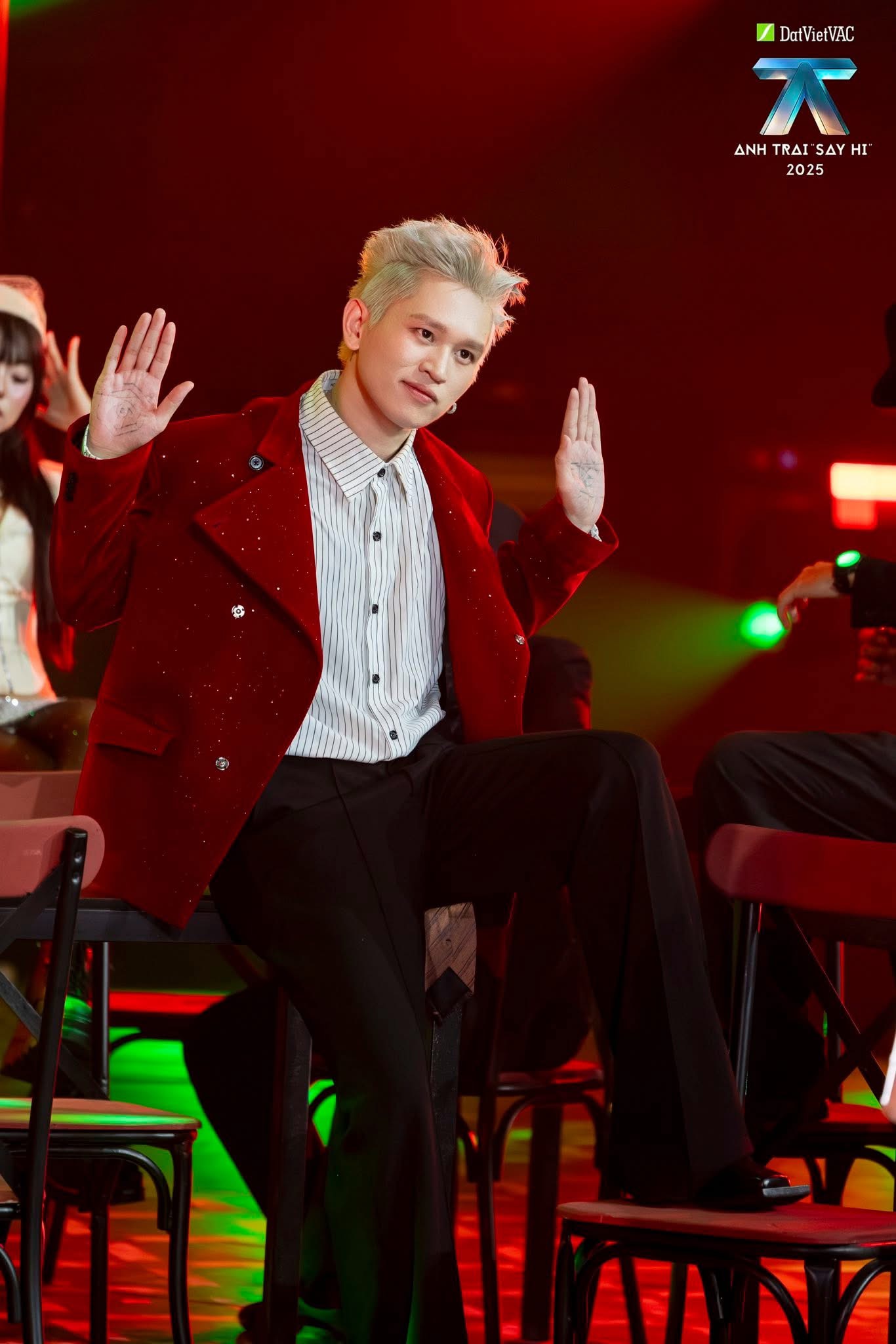 HLV Rap Việt hơn thua chức Quán quân Anh Trai Say Hi- Ảnh 3.