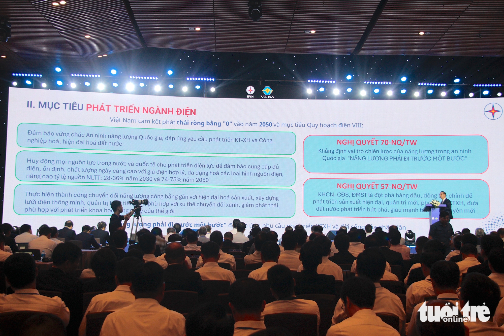 Việt Nam đang ở đâu trong xu thế chuyển dịch năng lượng toàn cầu? - Ảnh 3.