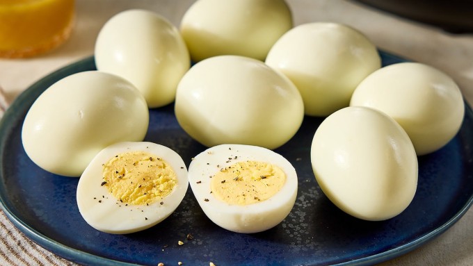 Trứng giúp no lâu, hỗ trợ giảm cân, giảm mỡ bụng hiệu quả.