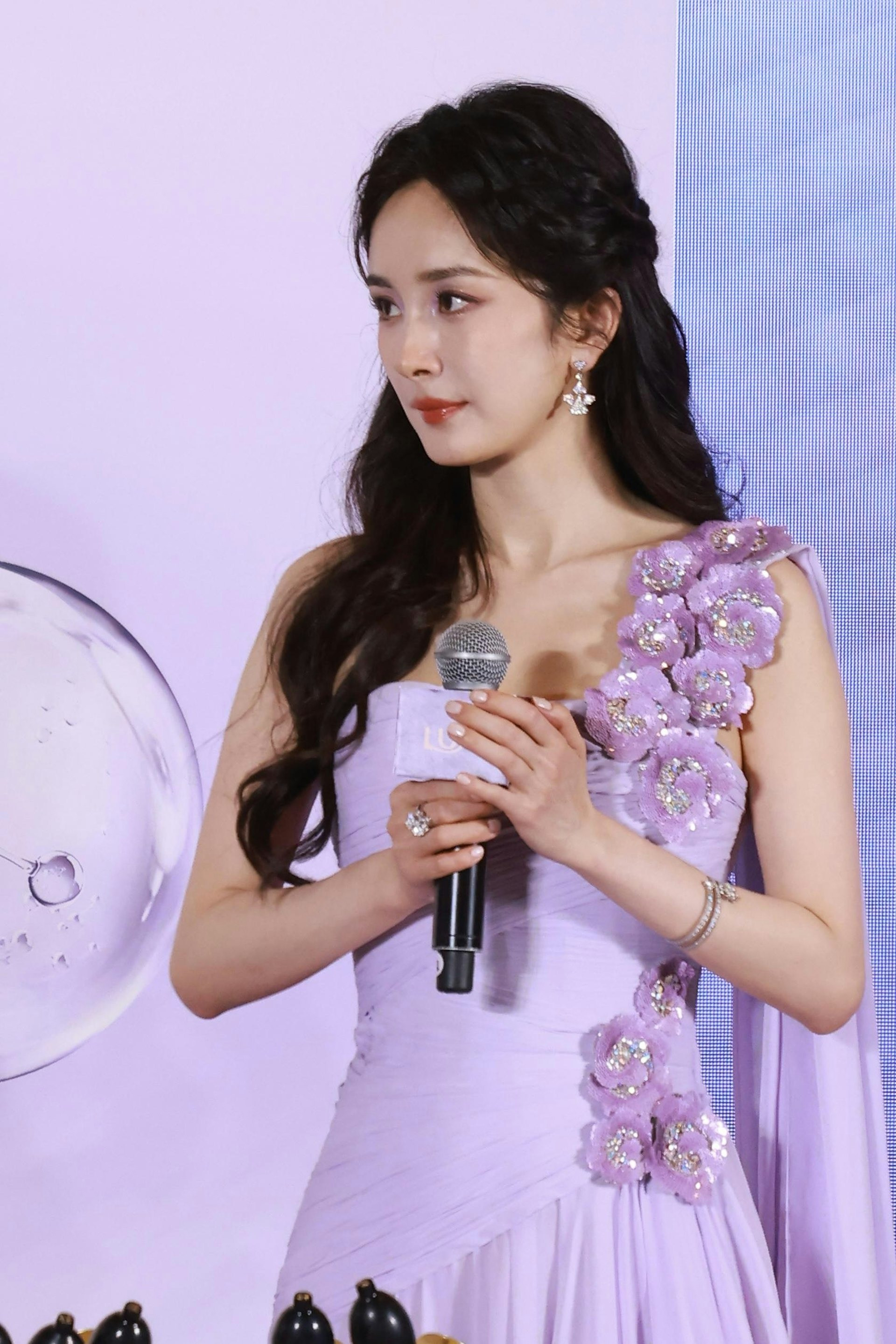 Mặt mộc của Dương Mịch lộ khuyết điểm không thèm che giấu- Ảnh 9.