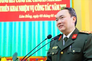 Công an tỉnh Lâm Đồng được Bộ Công an tặng cờ thi đua xuất sắc