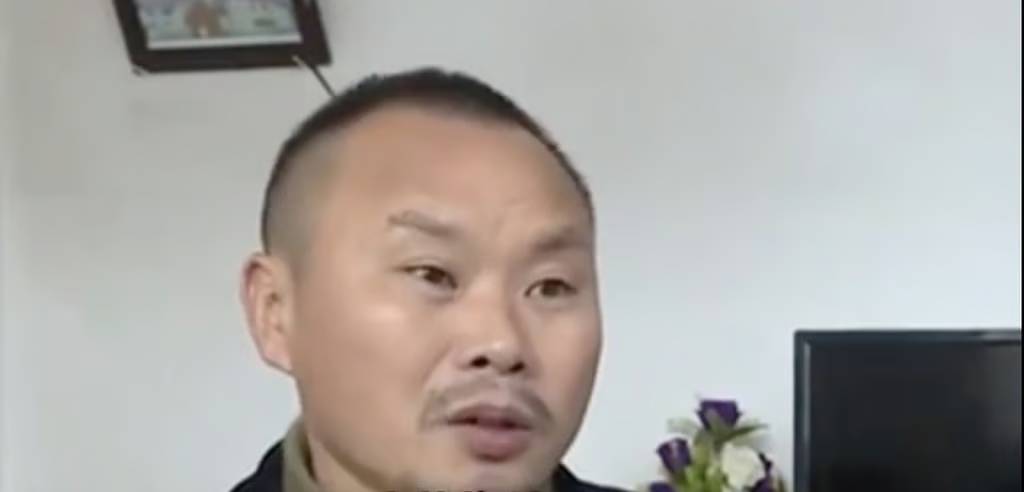 Cưới thần tốc sau 4 giờ gặp mặt, người đàn ông 40 tuổi mất luôn 893 triệu đồng tích luỹ cả đời- Ảnh 2.