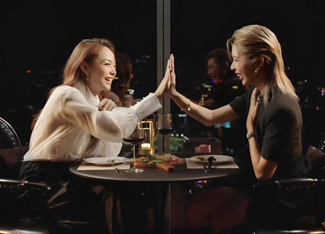 Bị Đồng Ánh Quỳnh nhắc quá khứ ê chề, Minh Hằng bĩu môi đáp gọn- Ảnh 2.