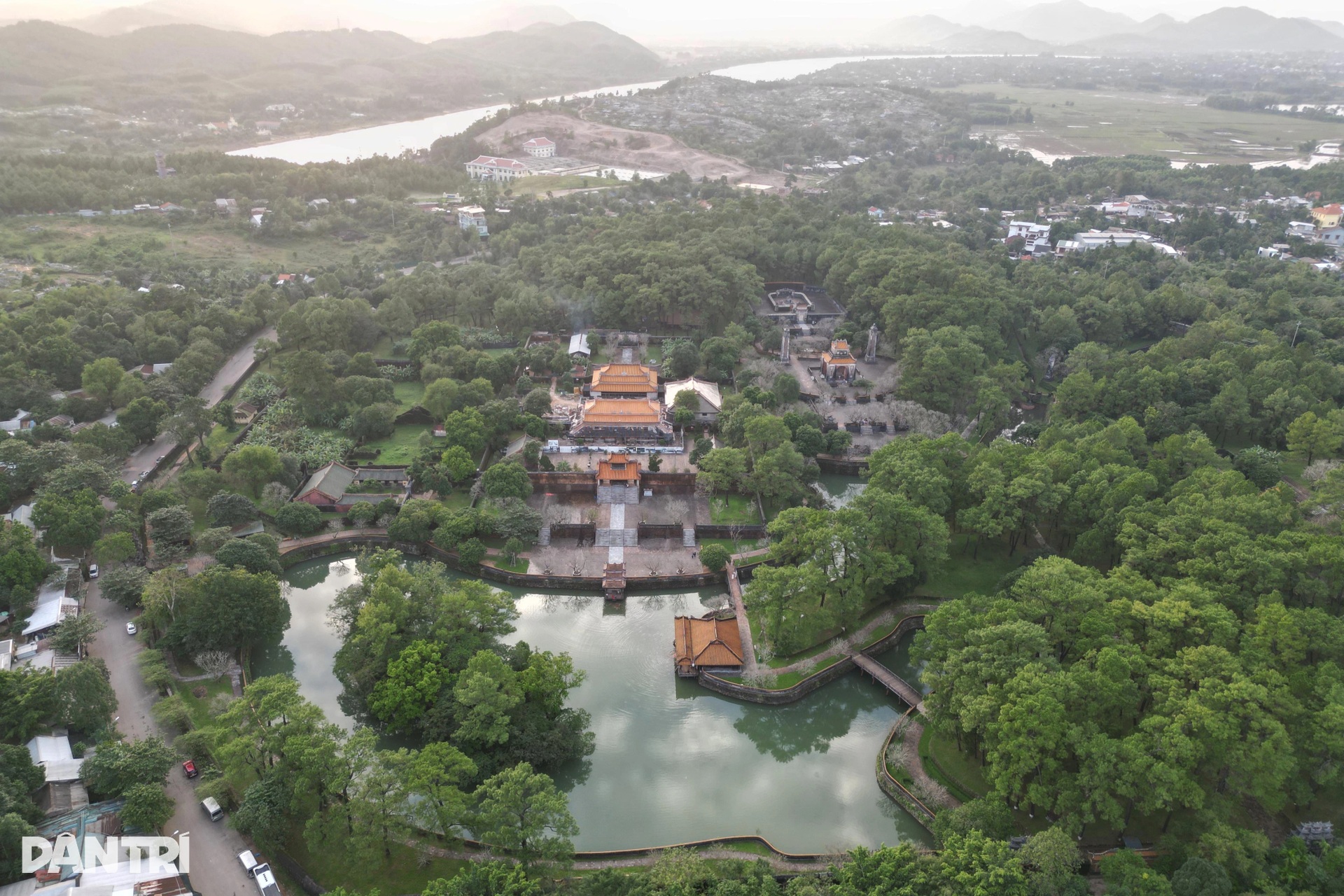 Hiện trạng cung đình, lăng tẩm triều Nguyễn sau các đợt mưa lũ kéo dài - 12