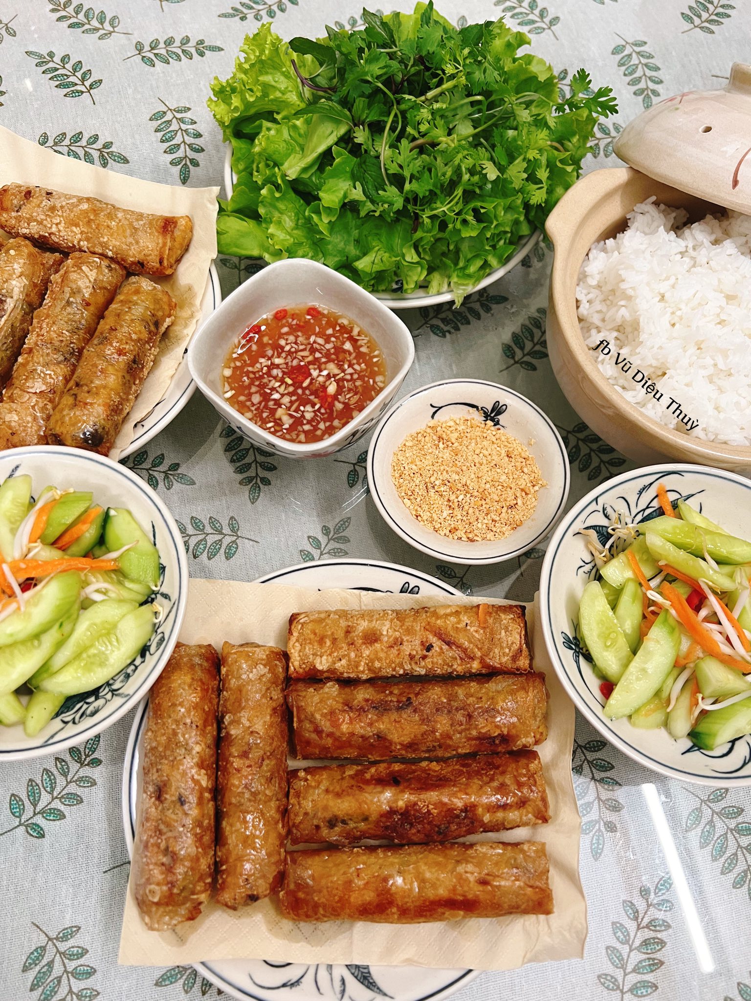 Nem rán - Nộm dưa chuột - Rau sống