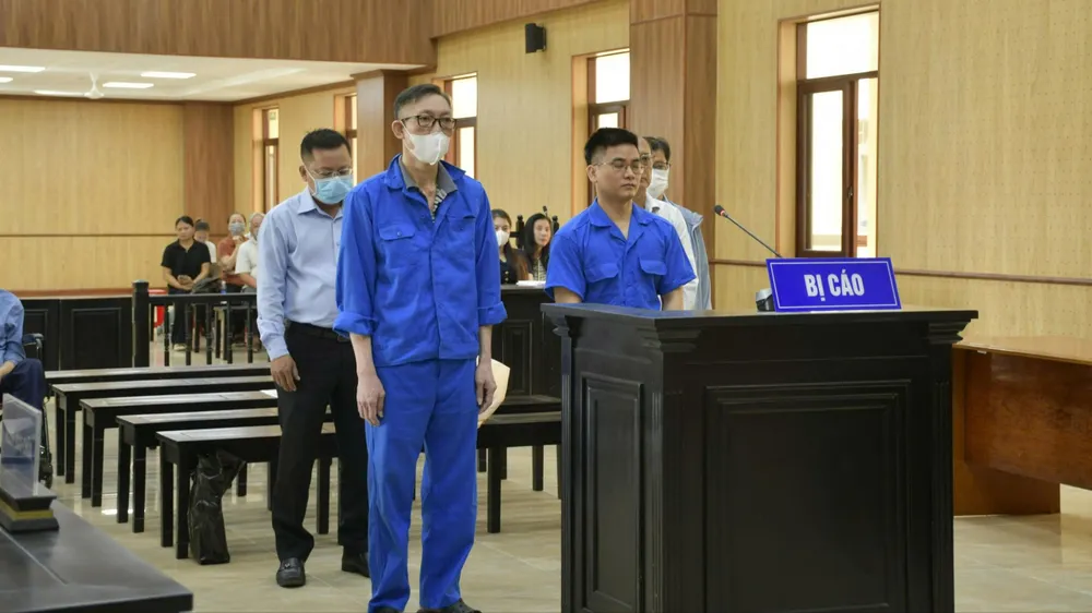 Các bị cáo đã nói lời nói sau cùng tại phiên tòa buổi chiều 28-11. Ảnh: TK Bi-cao.jpg