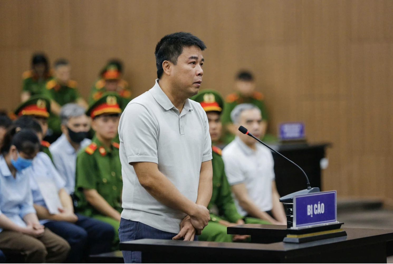 Xét xử nữ cựu Bí thư Vĩnh Phúc cũ Hoàng Thị Thuý Lan- Ảnh 2.