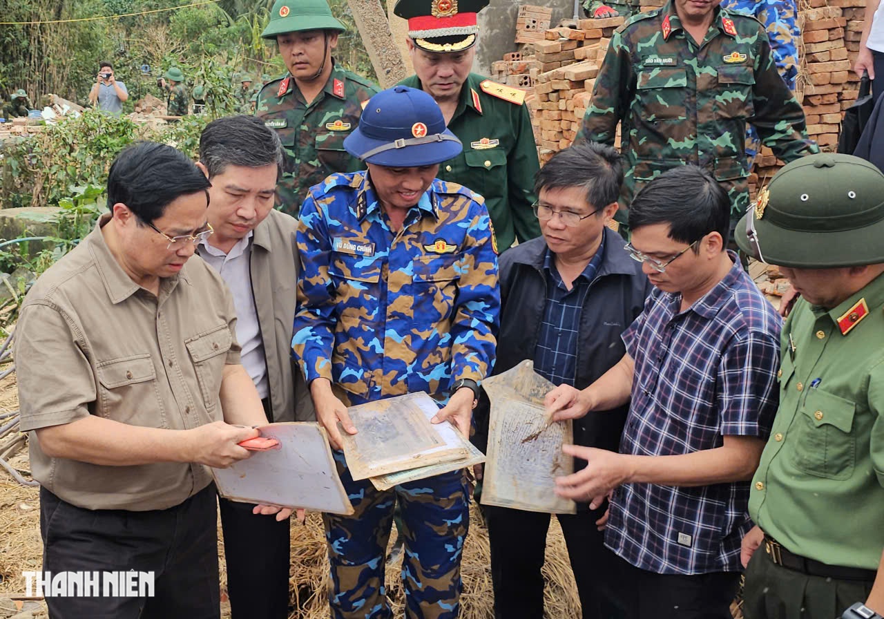 Thủ tướng Phạm Minh Chính: Cấp bách xây dựng nhà tránh lũ- Ảnh 2. Thủ tướng Phạm Minh Chính: Cấp bách xây dựng nhà tránh lũ- Ảnh 2.