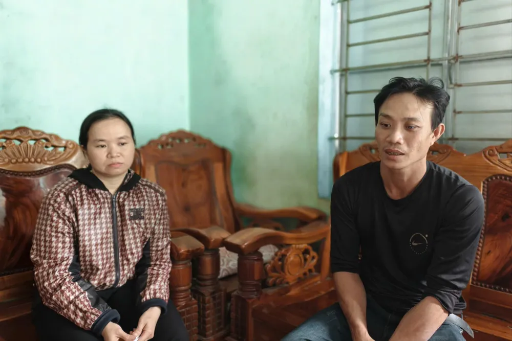 Nghe tin con gặp nạn, ông Trưởng quá giang xe đoàn cứu trợ về nhà, gục ngã trước nỗi đau quá lớn. 04b1e7b6-5b06-413d-b1c2-660fc1a881aa.jpeg