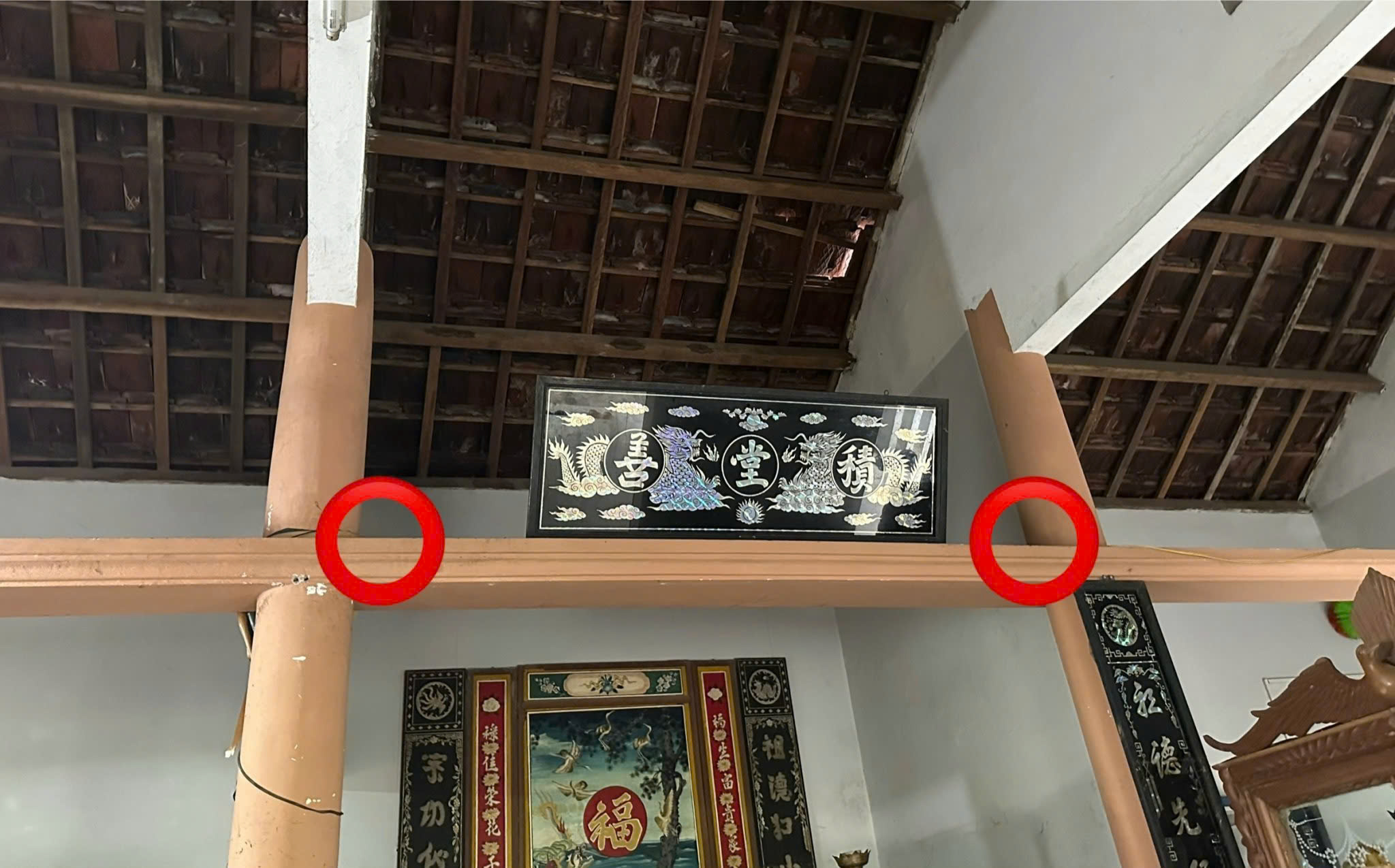 Cuộc thi viết “Lòng tốt quanh ta lần 4”: Những người hùng thầm lặng giữa lũ dữ - Ảnh 3.