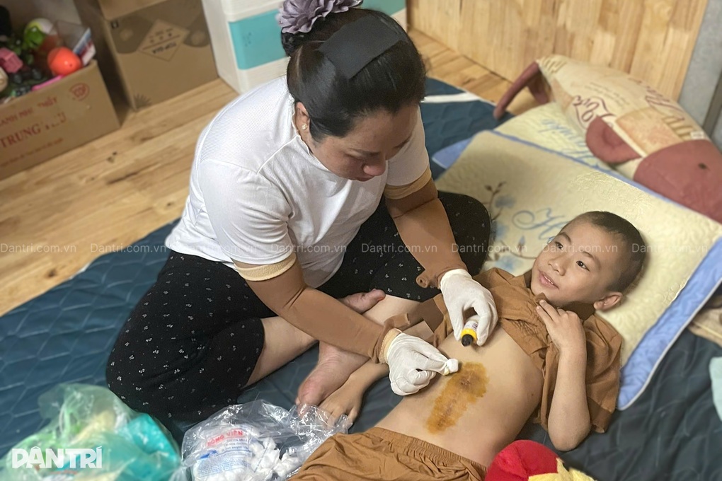 Mắc bệnh hiểm nghèo, bé trai 6 tuổi giữa lằn ranh sinh tử - 3