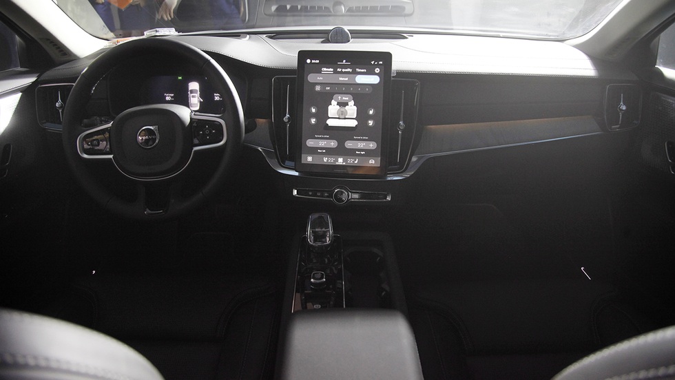 Loạt ô tô mới ra mắt khách Việt trong tháng 11: Xe hybrid cắm sạc áp đảo - 8