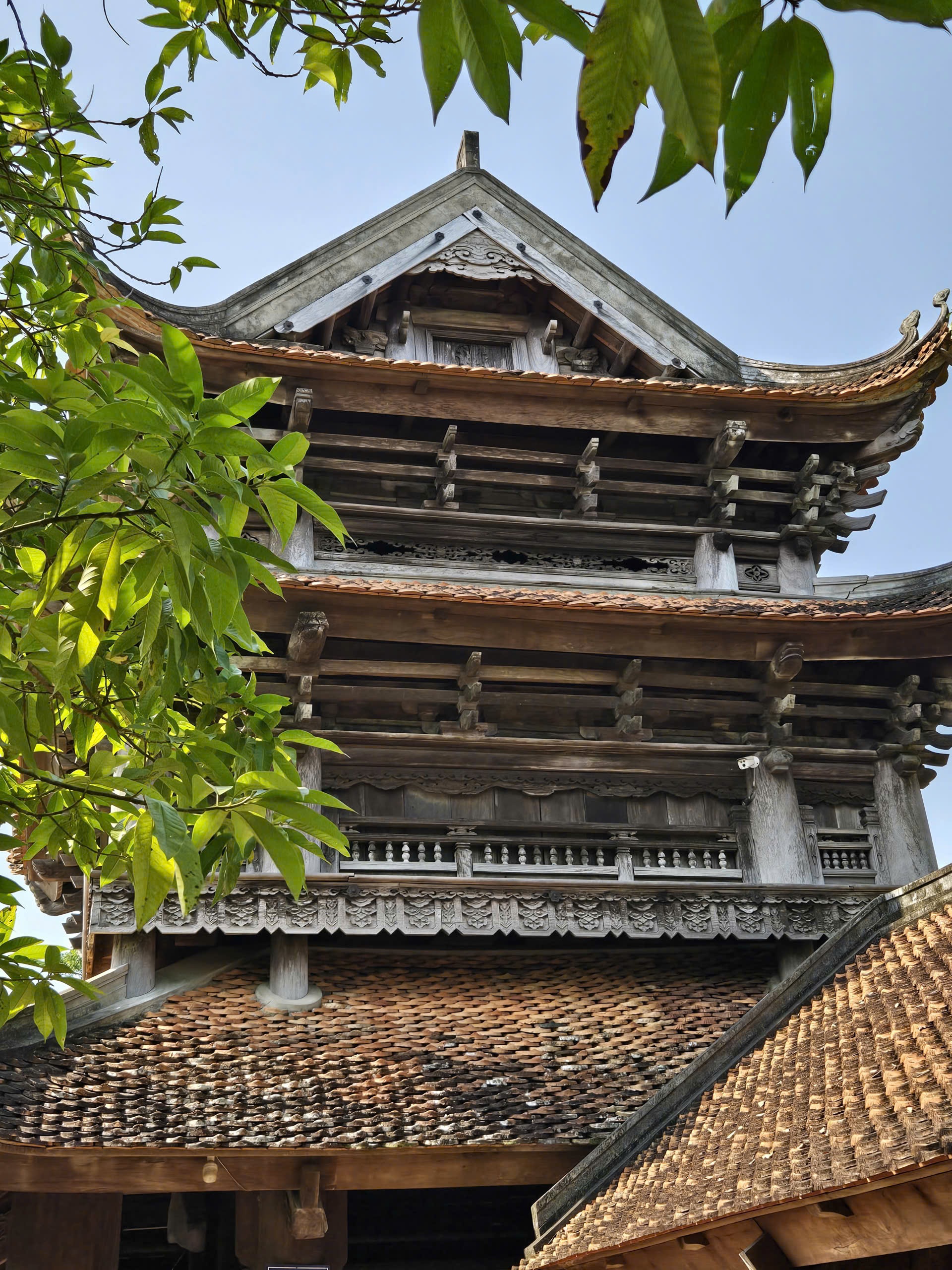 Cận cảnh bức tượng 400 năm tuổi đang làm hồ sơ Bảo vật quốc gia ở chùa Keo - 2