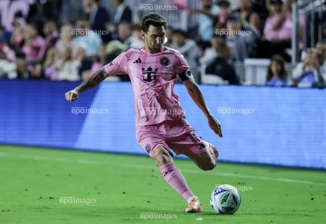 M10 gây tiếng vang lớn ở làng bóng Mỹ. Ảnh: EPA. messi-lai-pha-vo-ky-luc-moi-thoi-dai (1).jpg