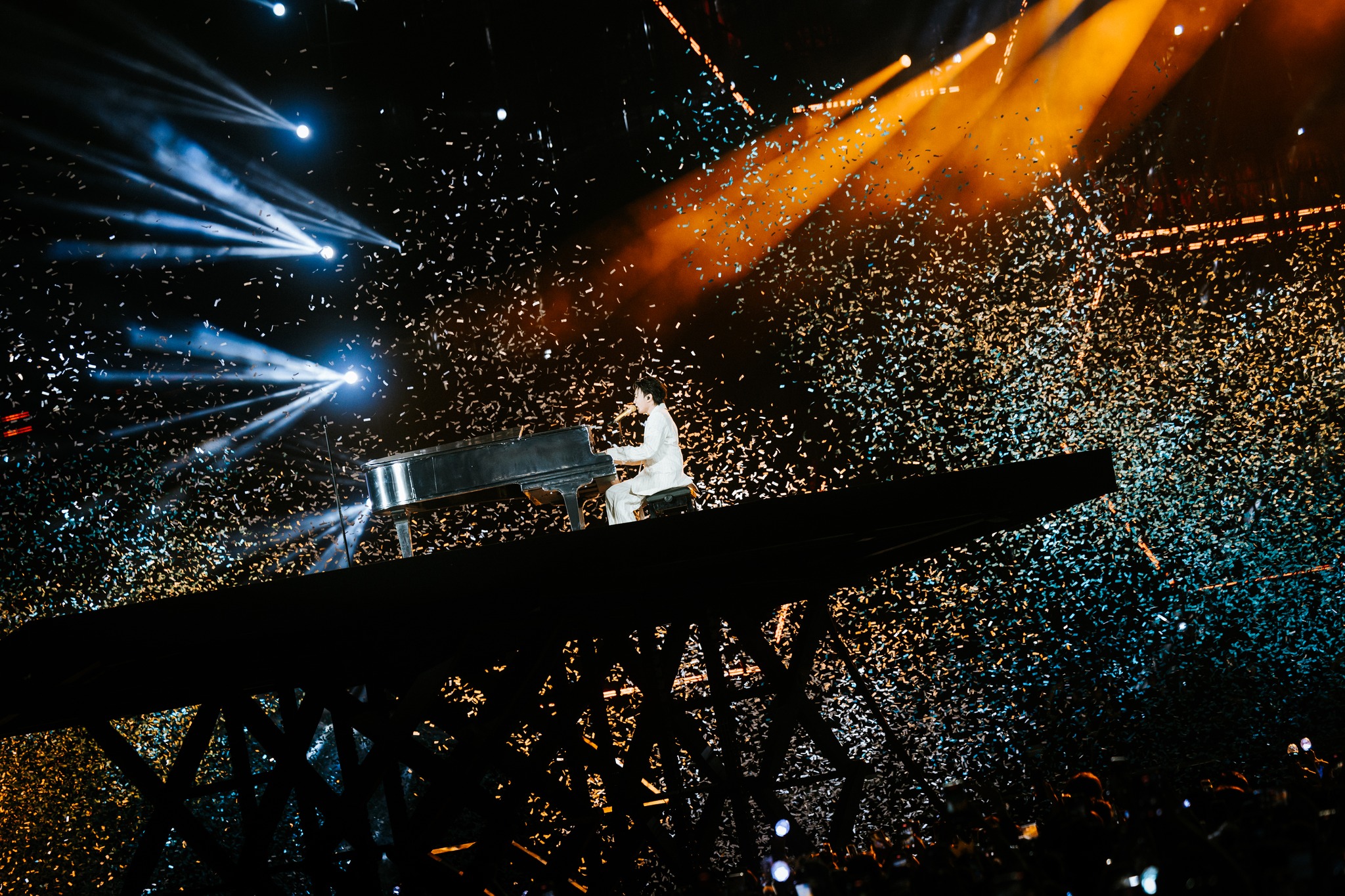 Soobin cháy hết mình trong concert, cùng fan quyên góp hơn 1,2 tỉ đồng cho miền Trung- Ảnh 9.