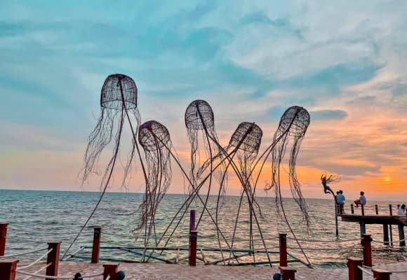 bãi biển tại Việt Nam đẹp nhất vào mùa đông - xuân, Đảo Ngọc Phú Quốc, bãi biển vào dạng hiếm ở Việt Nam