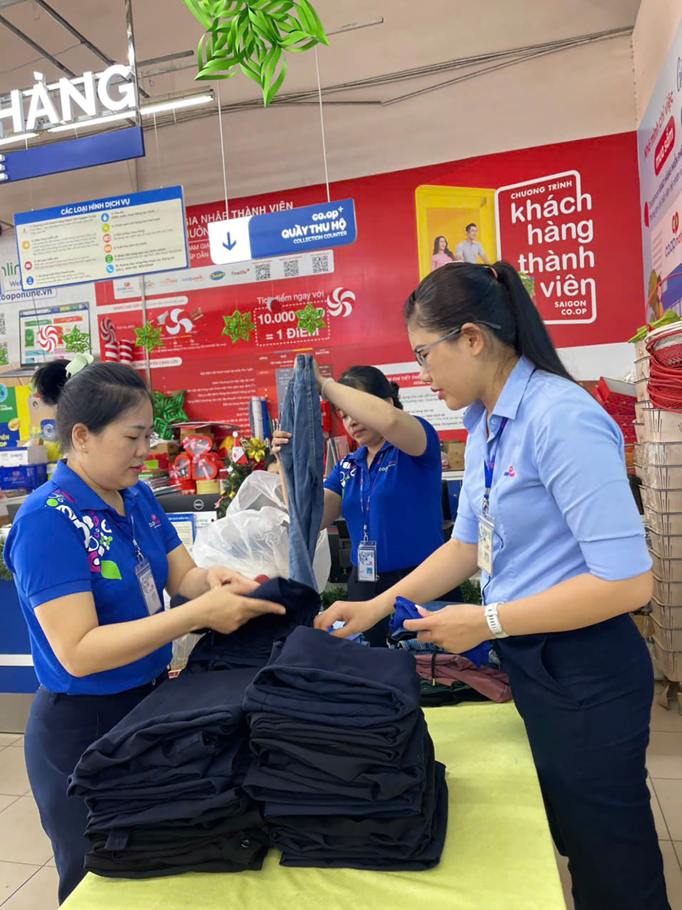 Saigon Co.op lan tỏa giá trị ‘Mình vì mọi người-Mọi người vì mình’ giữa bão lũ 5 Saigon Co.op lan tỏa giá trị ‘Mình vì mọi người-Mọi người vì mình’ giữa bão lũ - Ảnh 5.