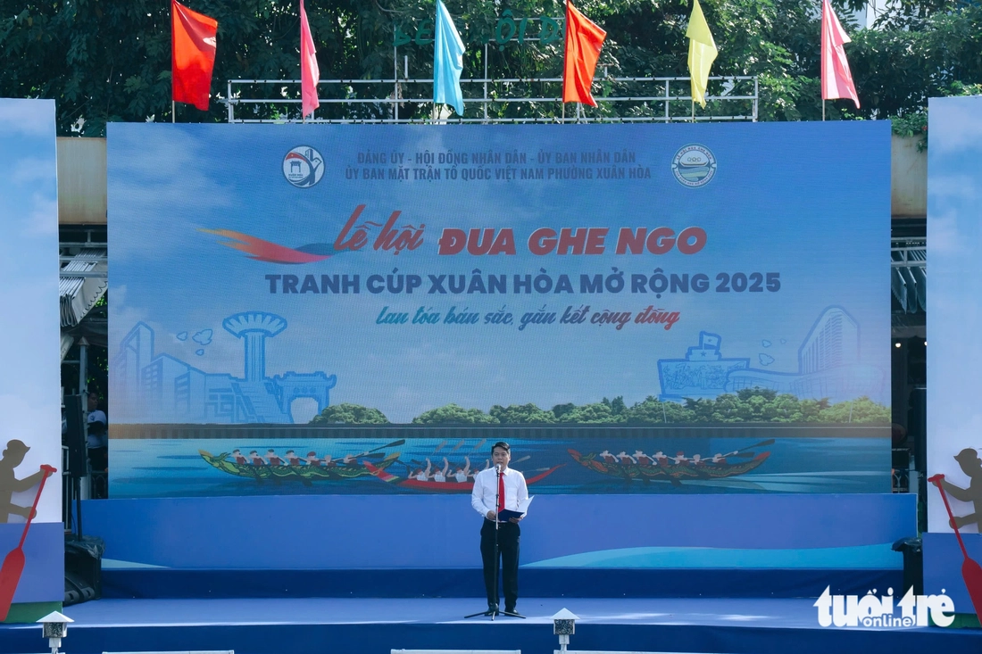 Ghe ngo khuấy động kênh Nhiêu Lộc - Thị Nghè, TP.HCM - Ảnh 5.