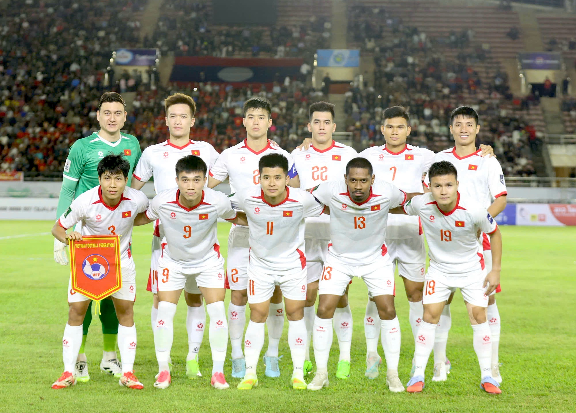 Sao U.23 Việt Nam Lê Viktor hãy nuôi dưỡng ngọn lửa khát vọng như Đặng Văn Lâm- Ảnh 3.