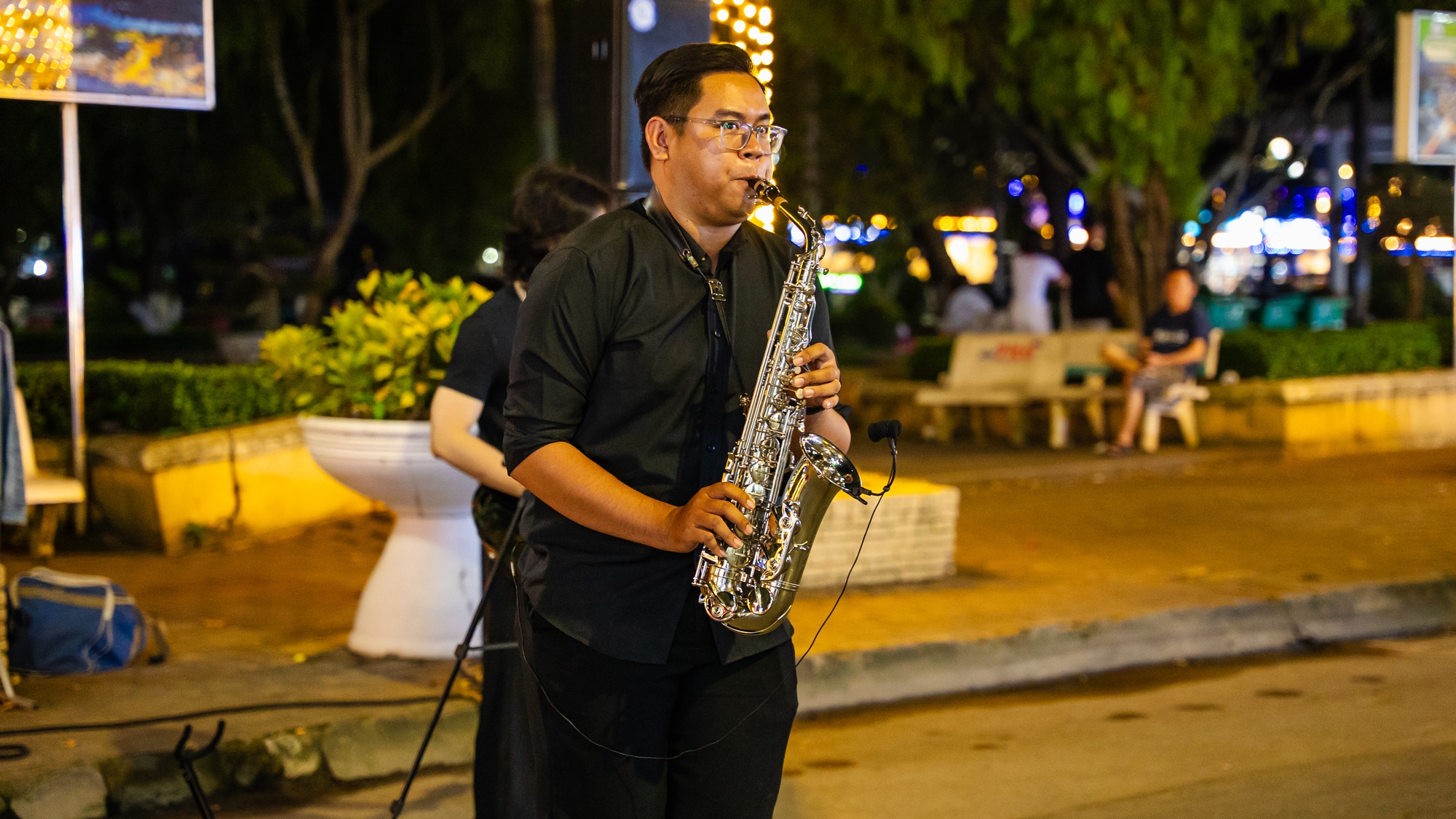Phố đi bộ Ninh Kiều thu hút du khách trong ngày trở lại- Ảnh 14. Phố đi bộ Ninh Kiều thu hút du khách trong ngày trở lại- Ảnh 14.