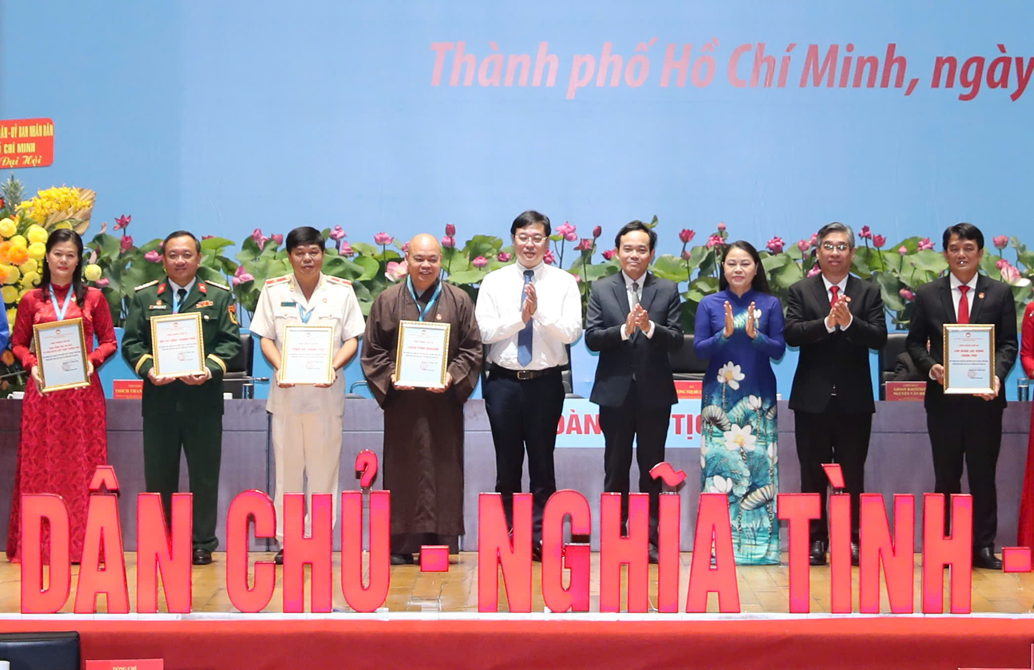 Bế mạc Đại hội MTTQ Việt Nam TPHCM: Quyết tâm thực hiện Nghị quyết nhiệm kỳ 2025 - 2030 - Ảnh 4.