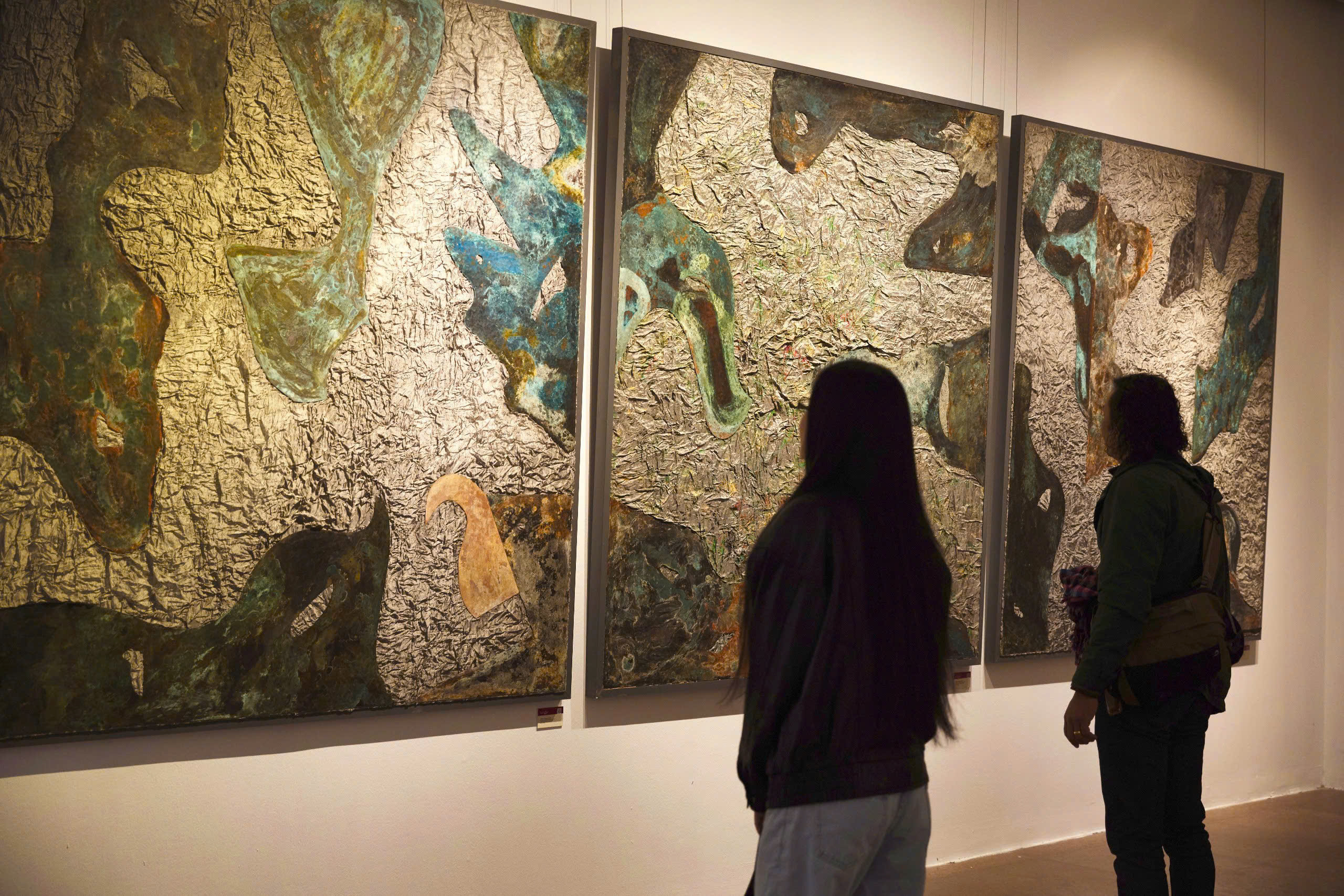 Tranh của Đinh Phong khiến họa sĩ Thành Chương rung động- Ảnh 4.