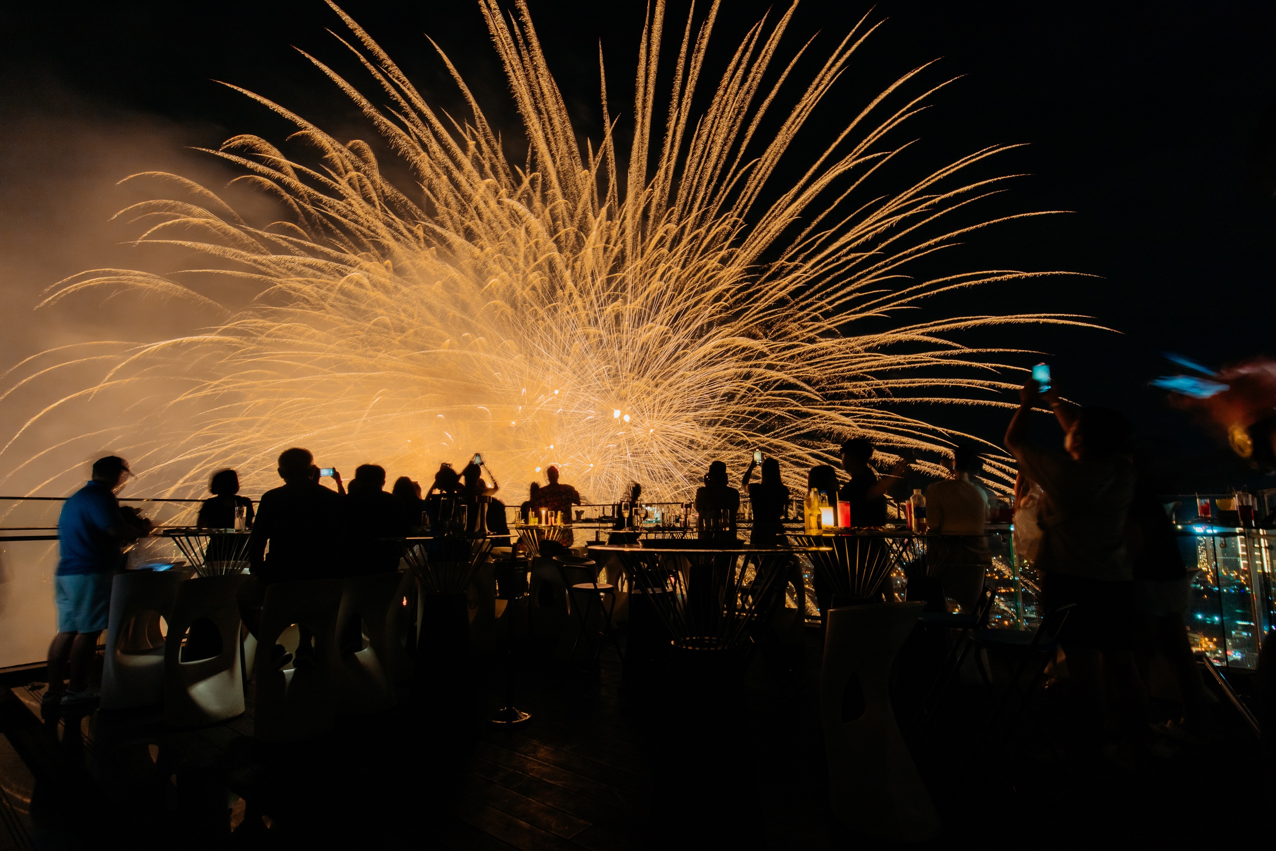 Các địa điểm lý tưởng thưởng thức lễ hội pháo hoa Đà Nẵng 2025- Ảnh 3.