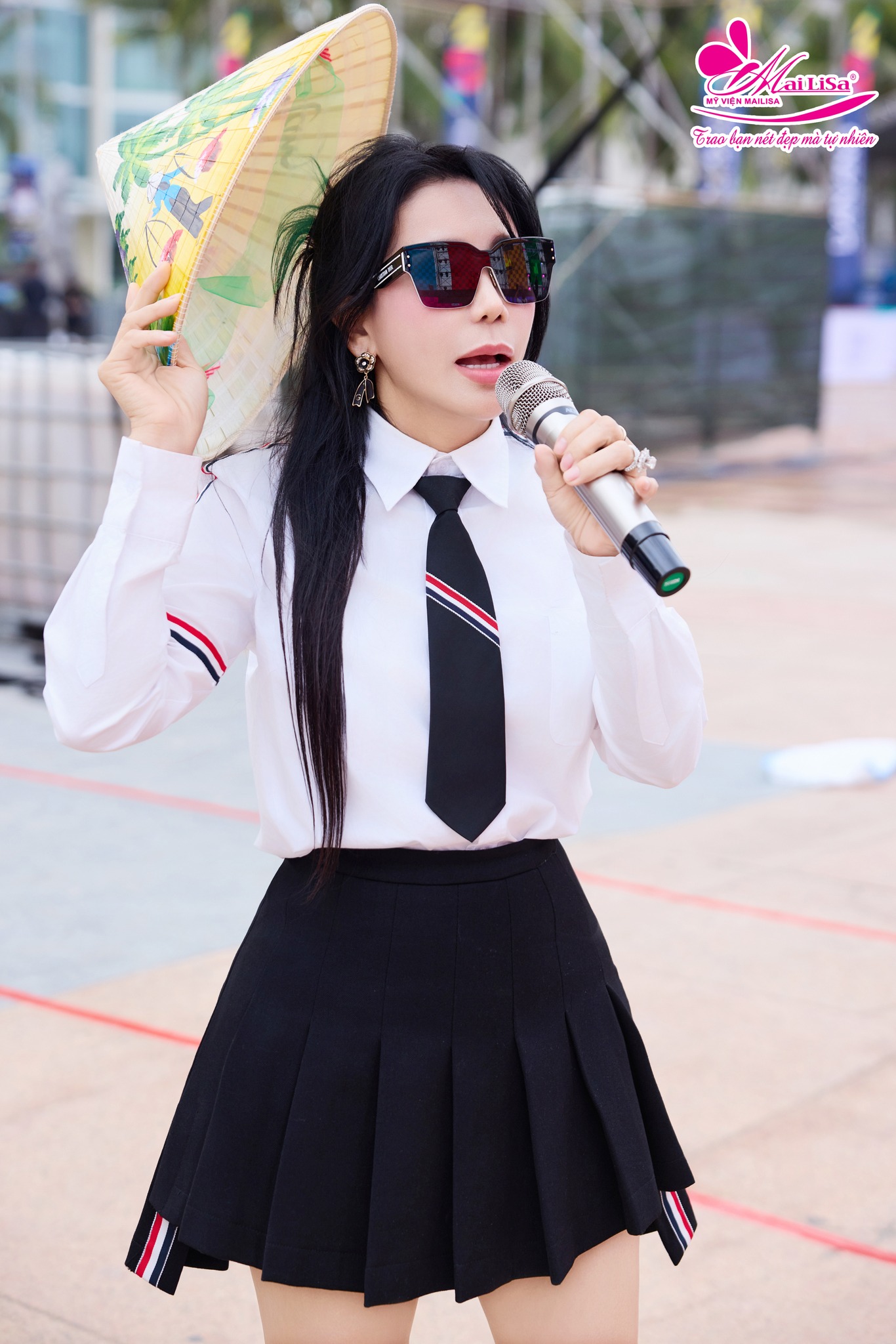 1764517712 152 Bua phep giup vo chong Mailisa tro thanh trieu phu