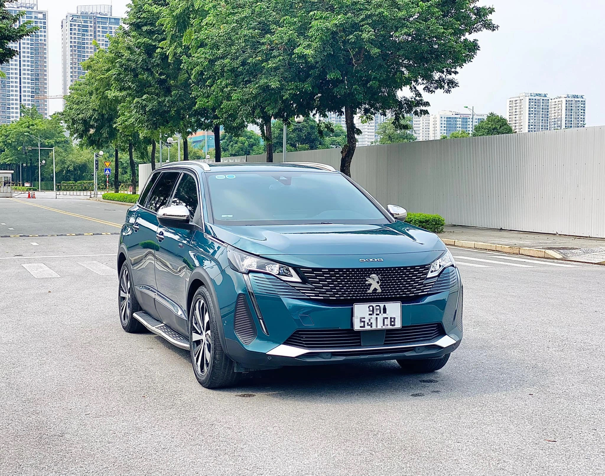 3 mẫu crossover 7 chỗ rớt giá nhanh nhất thị trường xe cũ- Ảnh 1.