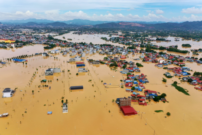 Lũ sông Cầu tràn vào trung tâm Thái Nguyên, ngày 8/10. Ảnh: Duy Khắc