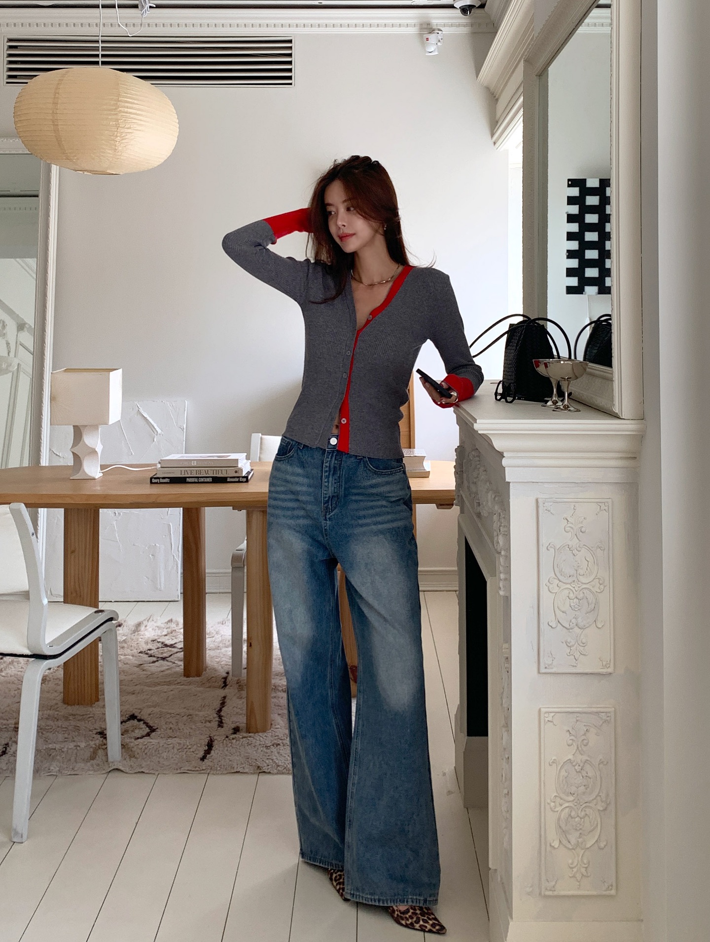 4 mẫu áo mùa lạnh đơn giản nhưng mặc với quần jeans lại cực đẹp- Ảnh 4.