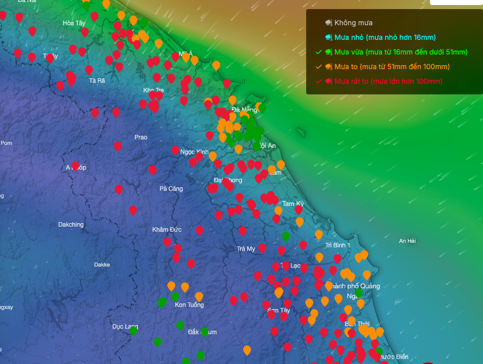 5 bộ cùng Huế, Đà Nẵng ứng phó lũ lịch sử, khẩn cấp sơ tán dân- Ảnh 1.